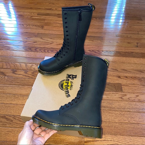 New Kid Girl’s Dr. Martens Junior Black Tall Boots - Picture 3 of 5